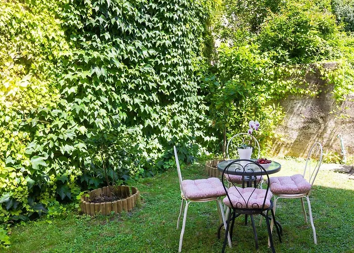 Sunspot Apartment - Beautiful View With Big Garden, Free Parking, Central